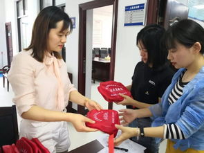 做實做強“一公里就近診療”服務(wù)，完善居民服務(wù)業(yè)體系